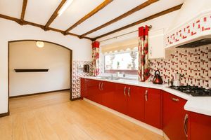 Kitchen- click for photo gallery